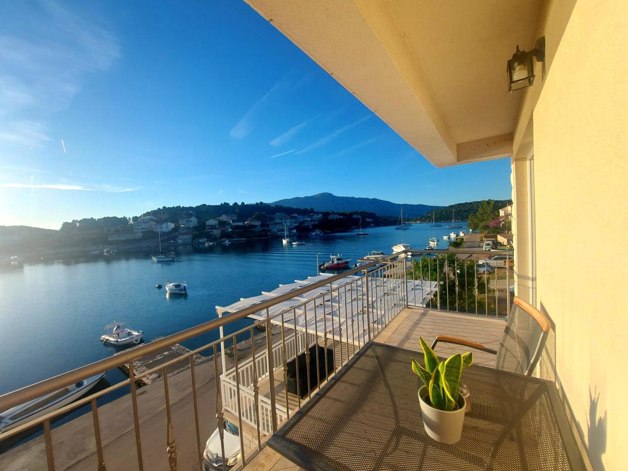 Apartments Villa Julija Лумбарда Экстерьер фото